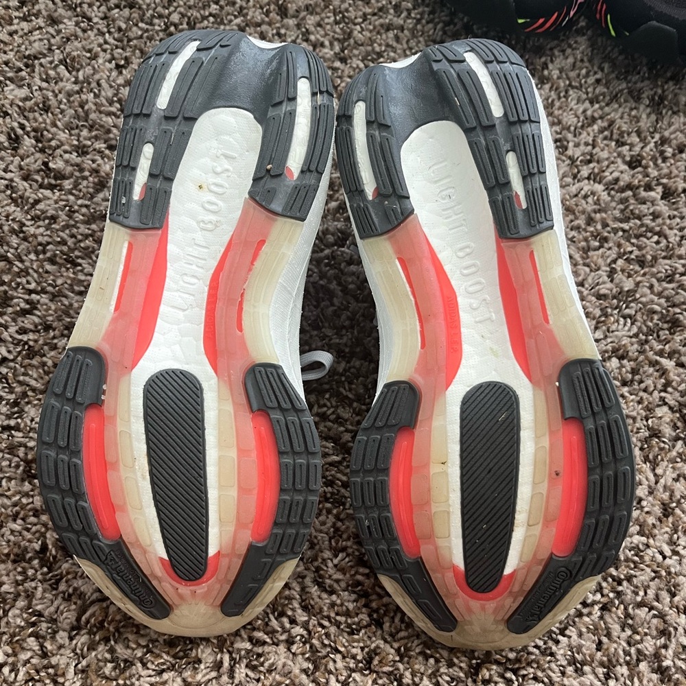 Adidas ultraboost lite size 7.5 - Picture 5 of 5